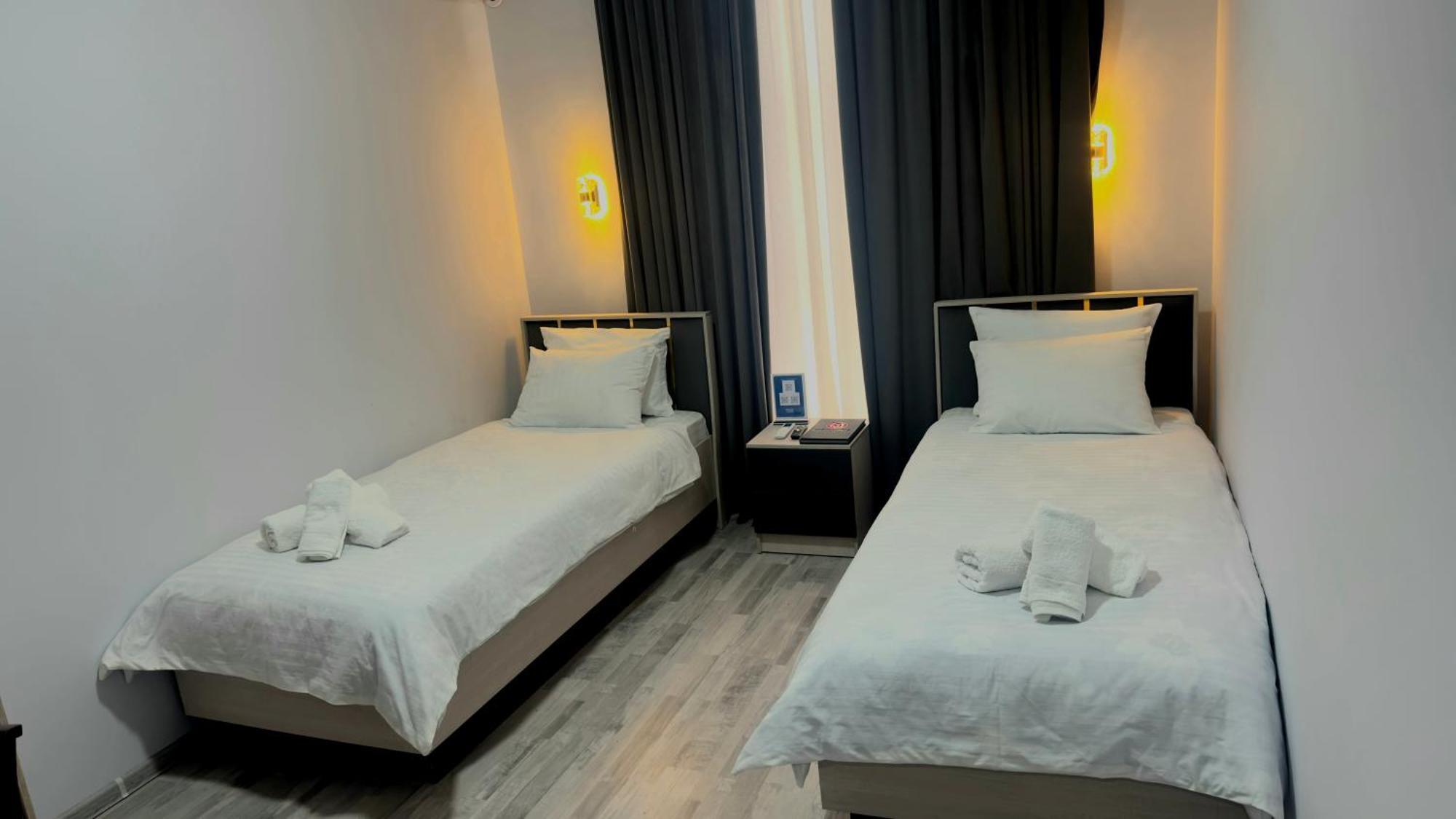 Marmar Family Restaurant And Hotel Nukus Ngoại thất bức ảnh