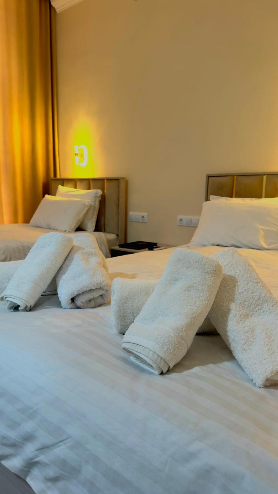 Marmar Family Restaurant And Hotel Nukus Ngoại thất bức ảnh